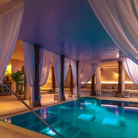 La Residencia Puerto & Hotell 4*