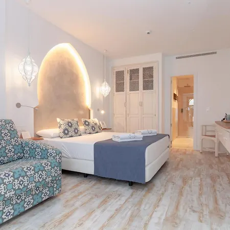 La Residencia Puerto & Hotel Tarifa