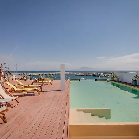 La Residencia Puerto & タリファ