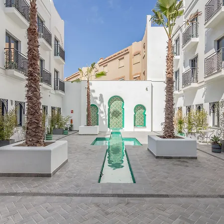La Residencia Puerto & ホテル タリファ