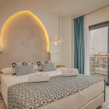 ホテル La Residencia Puerto & タリファ