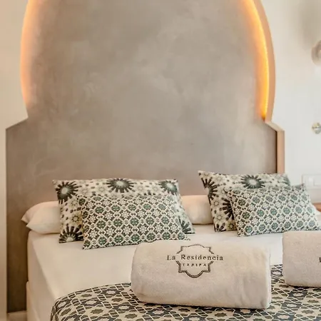 La Residencia Puerto & ホテル タリファ